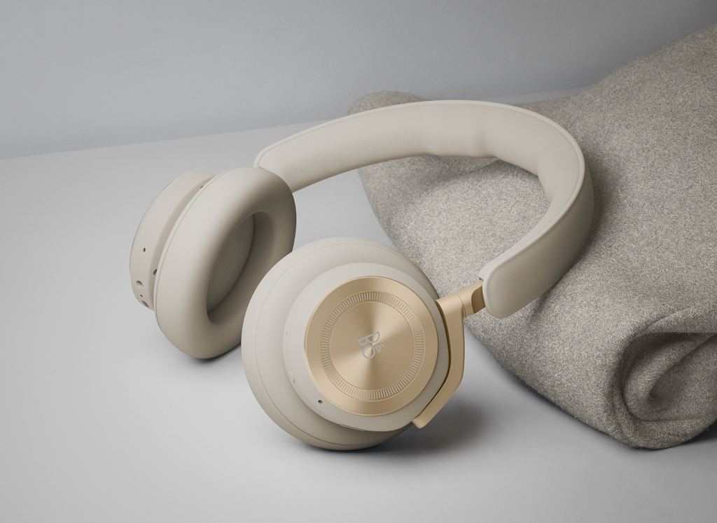 Bang & Olufsen Beoplay HX
